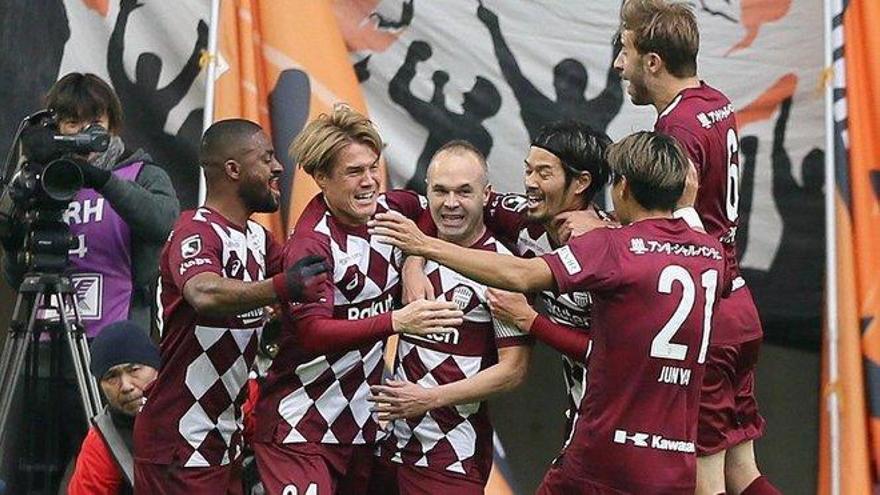 Un magistral Iniesta conduce al Vissel Kobe a la final de la Copa Emperador