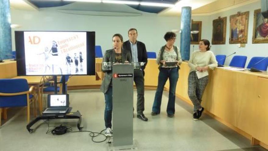 D&#039;esquerra a dreta, Agnès Russiñol, Josep Berga, Conxi Martínez i Maité Marcó.