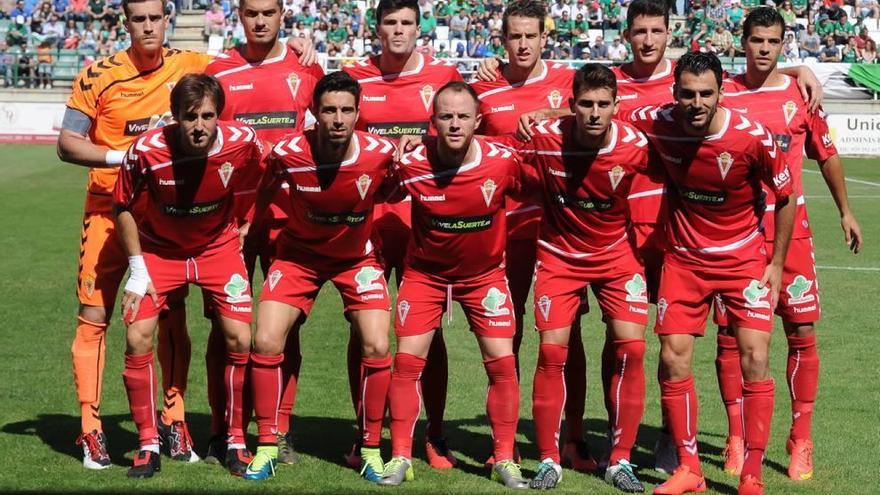 El once titular del Real Murcia en el empate a cero de la ida en el campo del Toledo, el Salto del Caballo.