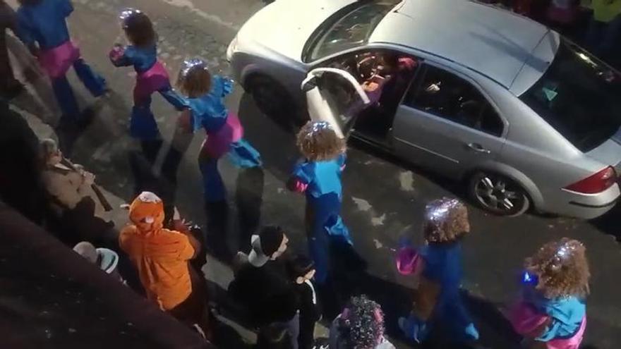 A comparsa Nicradance animou o desfile do Entroido en Negreira