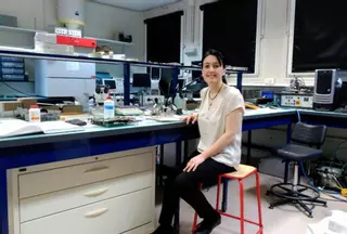 Una ourensana lidera en Francia el avance en técnicas de radioterapia menos invasivas