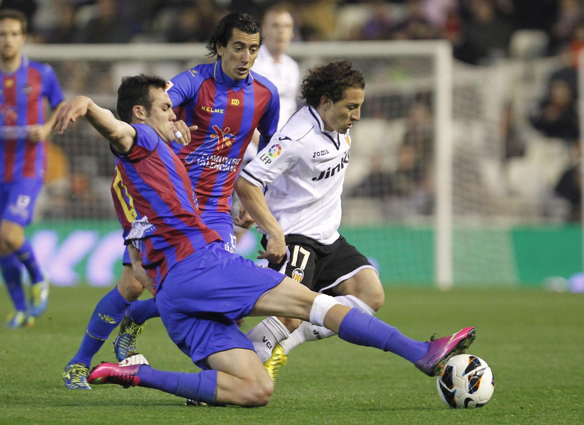 Album histórico del derbi entre el Valencia y el Levante