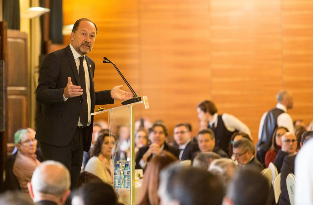 El alcalde de Orihuela durante su intervención