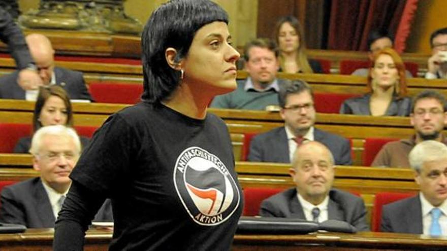 Anna Gabriel al Parlament de Catalunya, on no se sap si hi tornarà