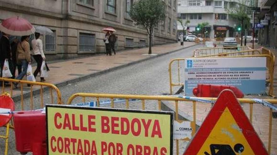 La calle Bedoya en obras, en 2009. // Iñaki Osorio