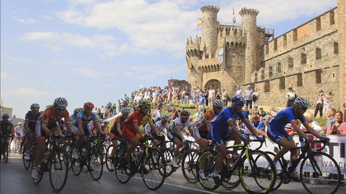 Imagen de la prueba femenina élite del Mundial de Ponferrada 2014