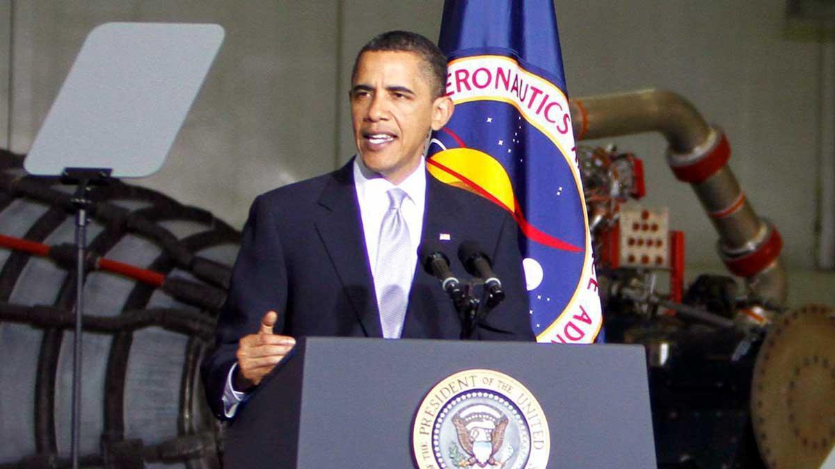Barack Obama, durante una visita a la NASA, en su época de presidente de EEUU.