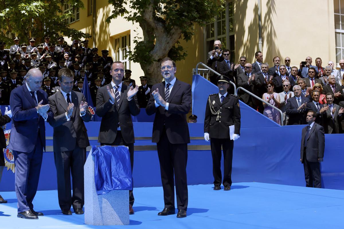 La fiscalia diu que la Kitchen la va crear «la cúpula de l’Interior» per sostreure proves «contra dirigents del PP» La fiscalia diu que la Kitchen la va crear «la cúpula de l’Interior» per sostreure proves «contra dirigents del PP»