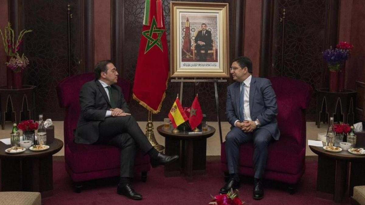 El ministro de Asuntos Exteriores, José Manuel Albares con su homólogo marroquí, Naser Burita.