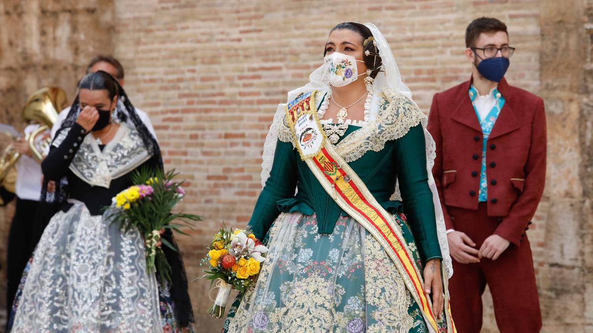 Búscate en el segundo día de Ofrenda por las calles del Mar y Avellanas (entre las 11.00 y 12.00 horas)