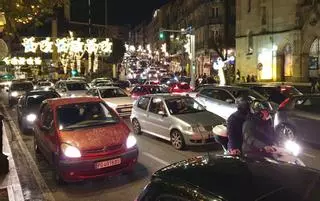 Vigo vivió un colapso de tráfico de récord: llegaron a la ciudad 53.000 coches