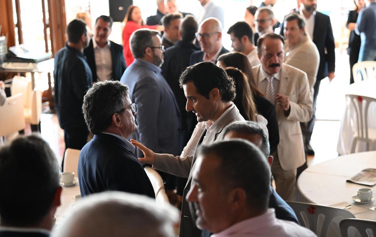 Foro Proyectando Vega Baja en el Club Naútico de Torrevieja