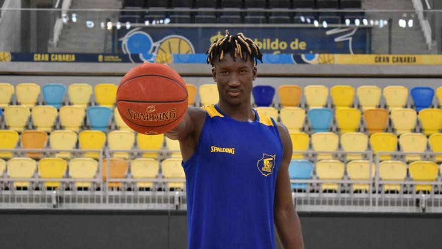 El Khalifa Diop más ambicioso: «Lo que queremos es ganar la Eurocup para ir a la Euroliga»