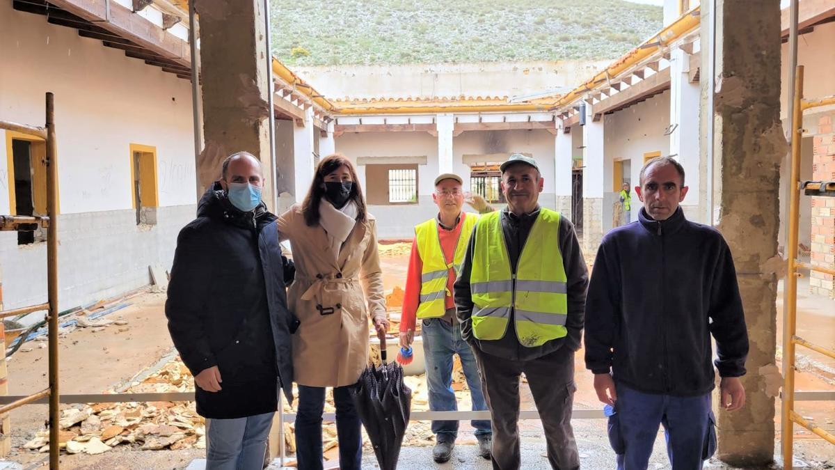 Mónica Alejo, durante la visita a las obras.