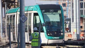 La T4 del tranvía de Barcelona vuelve a la normalidad tras dos meses de obras