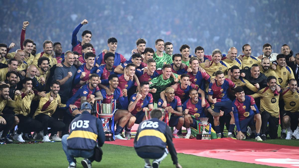 El Barça de Flick se va de Montjuïc celebrando su hegemonía en España