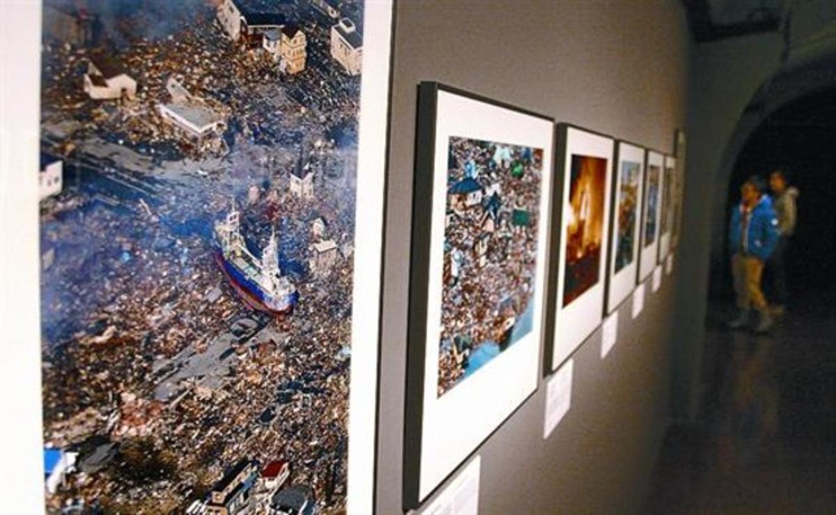 Diverses fotos exposades al CCCB.