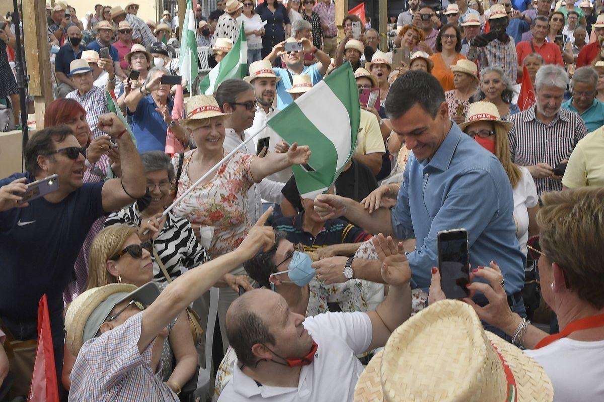 Sánchez entra en la campaña andaluza agitando de nuevo el fantasma de la ultraderecha
