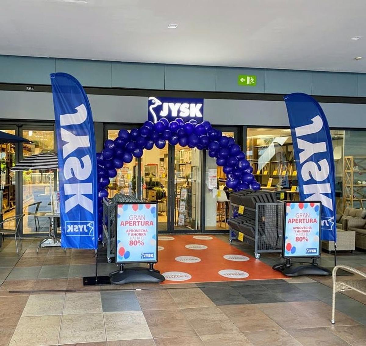 Todo preparado para la apertura de JYSK en Murcia