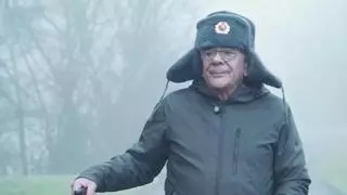 "Rivi" vuelve (o no) a la primera línea política después de siete años: un sombrero comunista y una defensa al alquiler de las viviendas vacías