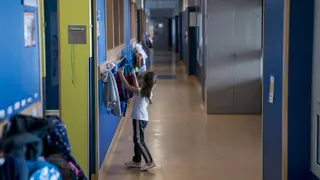 Educació apunta a una acció “deliberada” d’una persona en la incidència en l’adjudicació de places de docents