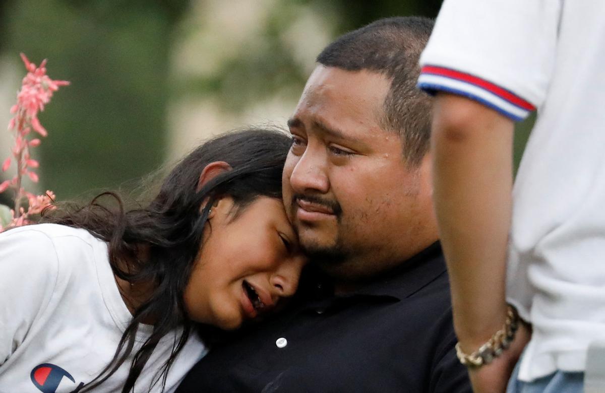 Más de una decena de muertos en un tiroteo en una escuela de Texas