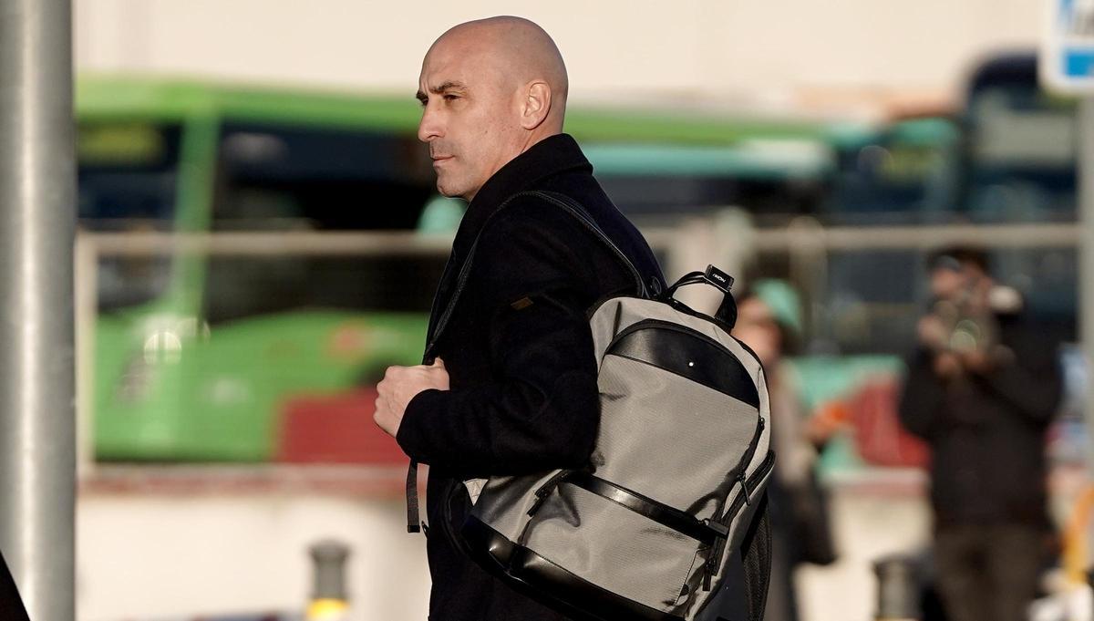 Luis Rubiales. Juicio en la Audiencia Nacional por el beso que dio Luis Rubiales a Jenni Hermoso.