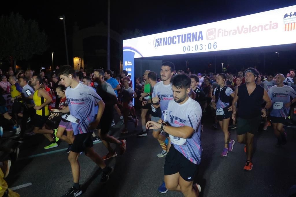 Todas las fotos de la 15K Nocturna FibraValencia