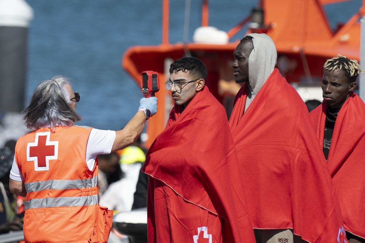 Rescate de 77 personas en aguas de Lanzarote el domingo 14 de junio de 2026