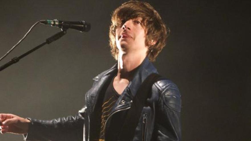 El cantante y guitarrista de la banda británica &quot;Artic Monkeys&quot;, Alex Turner.