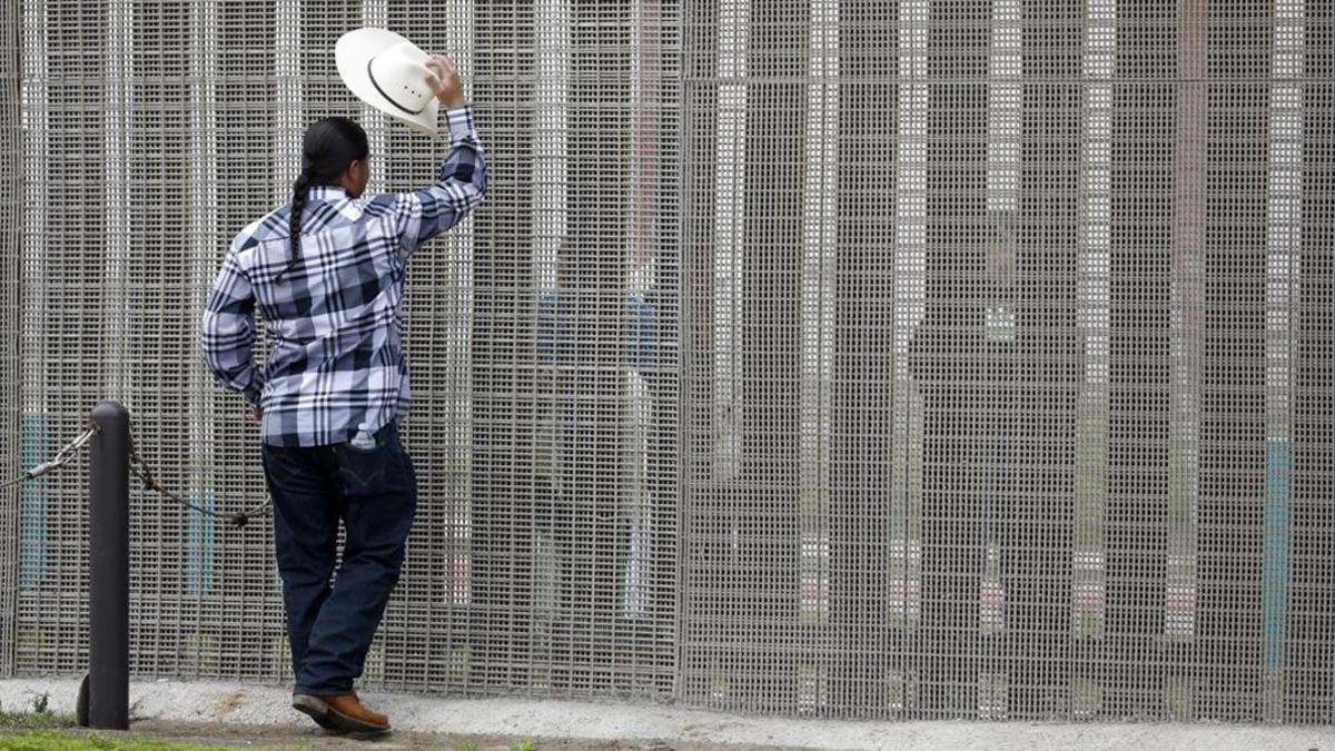 Frontera de México y Estados Undios en San Diego, California.