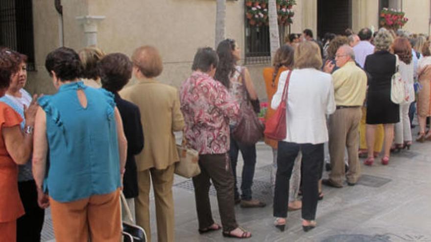 Colas para visitar el Thyssen de Málaga.