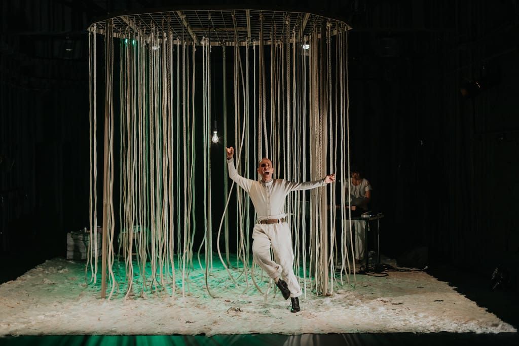 Teatre Nu estrena 'Estimadíssims Malvats' una obra que "fa connectar amb les nostres arrels"