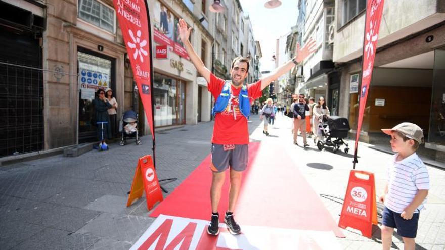 Cristian Valencia fue el primero en llegar a la meta, al pie de A Peregrina.