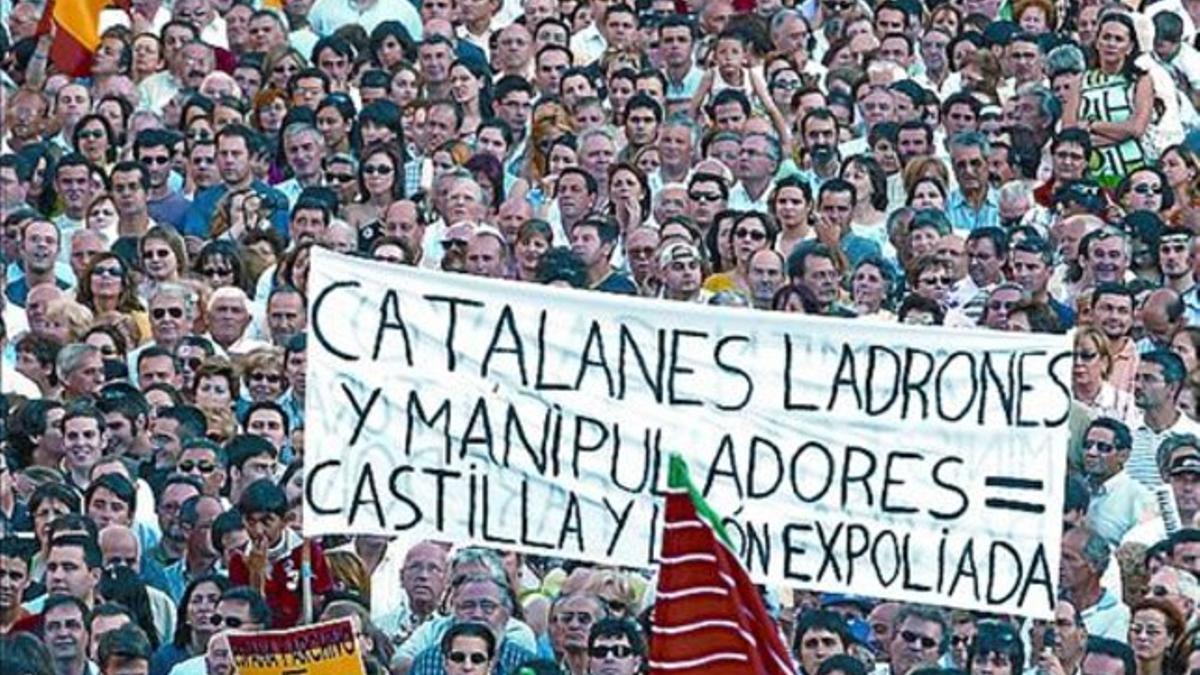 Manifestación contra el retorno en Salamanca (2005).
