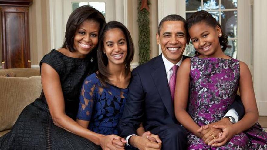 Los Obama prohíben a sus hijas usar Facebook