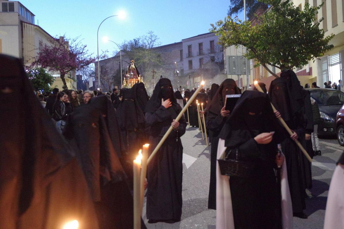 Dulce Resignación: procesión en La Trinidad