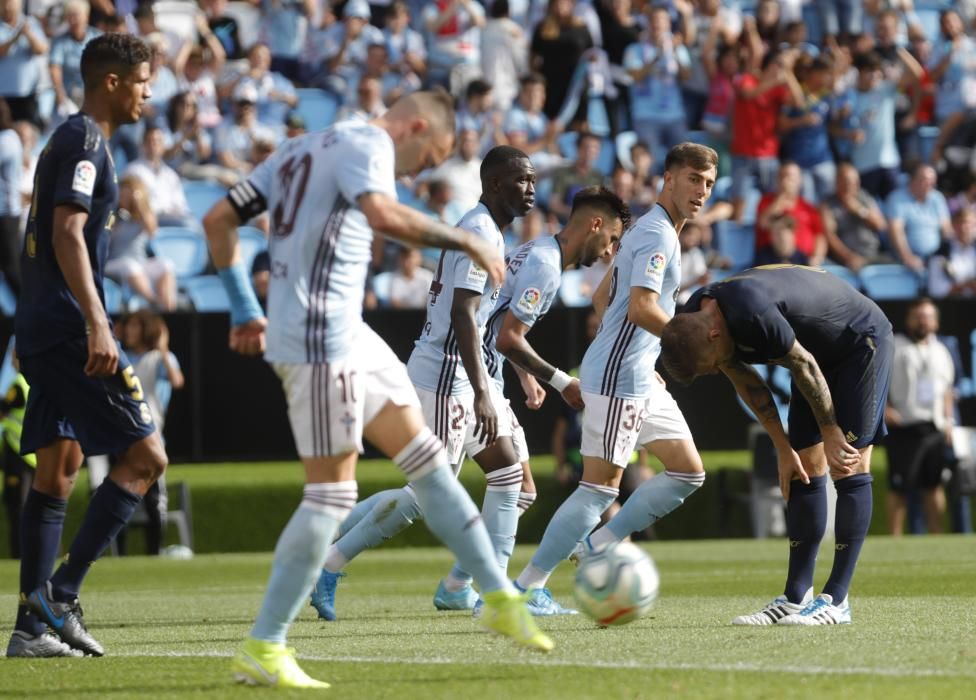 Las fotos de las mejores acciones del partido que terminó con derrota para los vigueses en Balaídos (1-3).