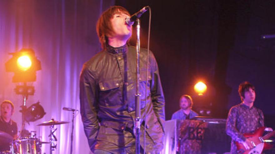 Liam Gallagher, en Madrid, con su tradicional pose.