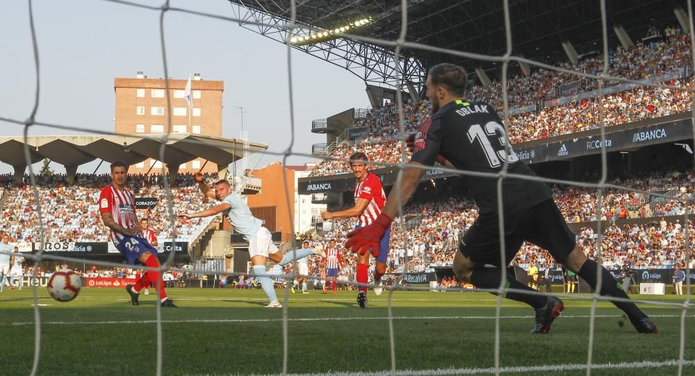 Intensidad a flor de piel en el duelo entre celestes y rojiblancos en el estadio de Balaídos.