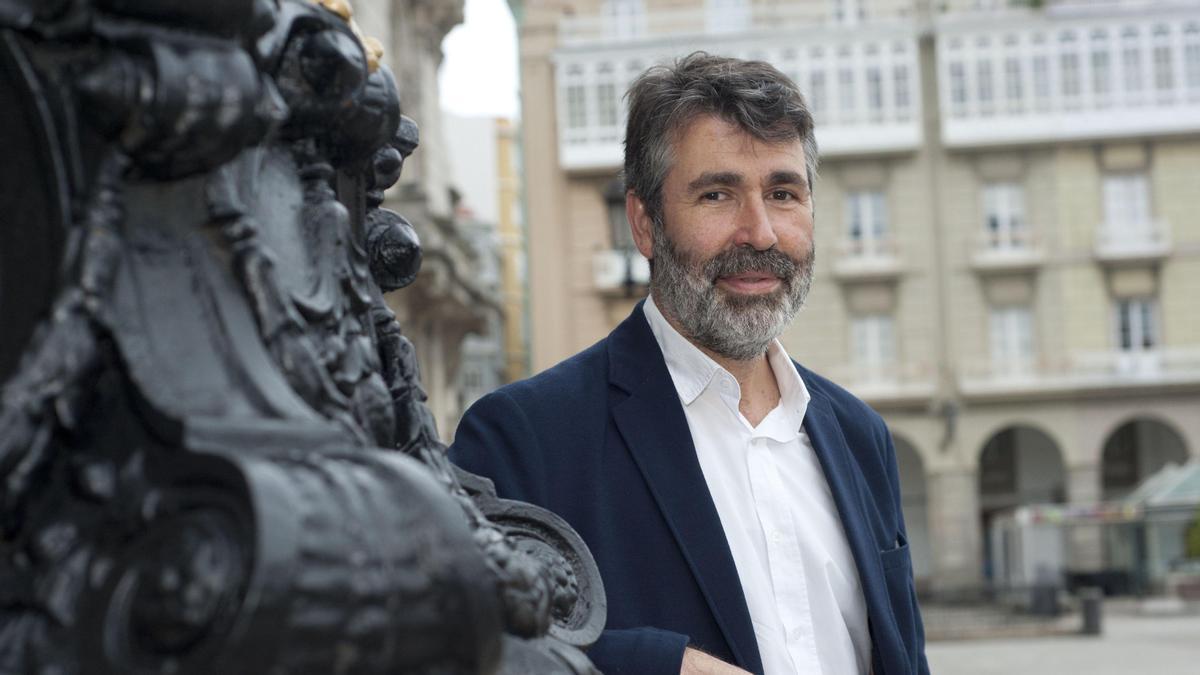 Juan Manuel Díaz Villoslada, en la plaza de María Pita.
