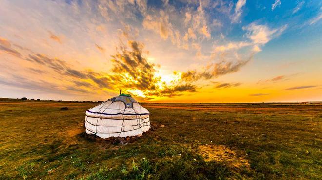 Yurta en la estepa de Mongolia
