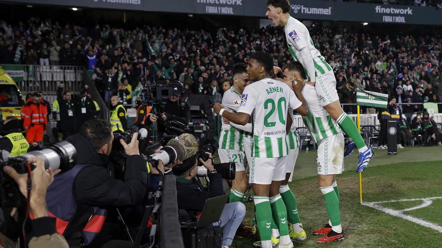 Un gol de Isco en el tramo final le devuelve la sonrisa al Betis