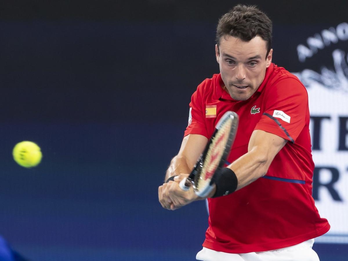 Sydney (Australia), 10/01/2020.- Roberto Bautista Agut of Spain in action against Kimmer Coppejans of Belgium during their quarter final match on day 8 of the ATP Cup tennis tournament at Ken Rosewall Arena in Sydney, New South Wales, Australia, 10 January 2020. (Tenis, Bélgica, España) EFE/EPA/CRAIG GOLDING AUSTRALIA AND NEW ZEALAND OUT