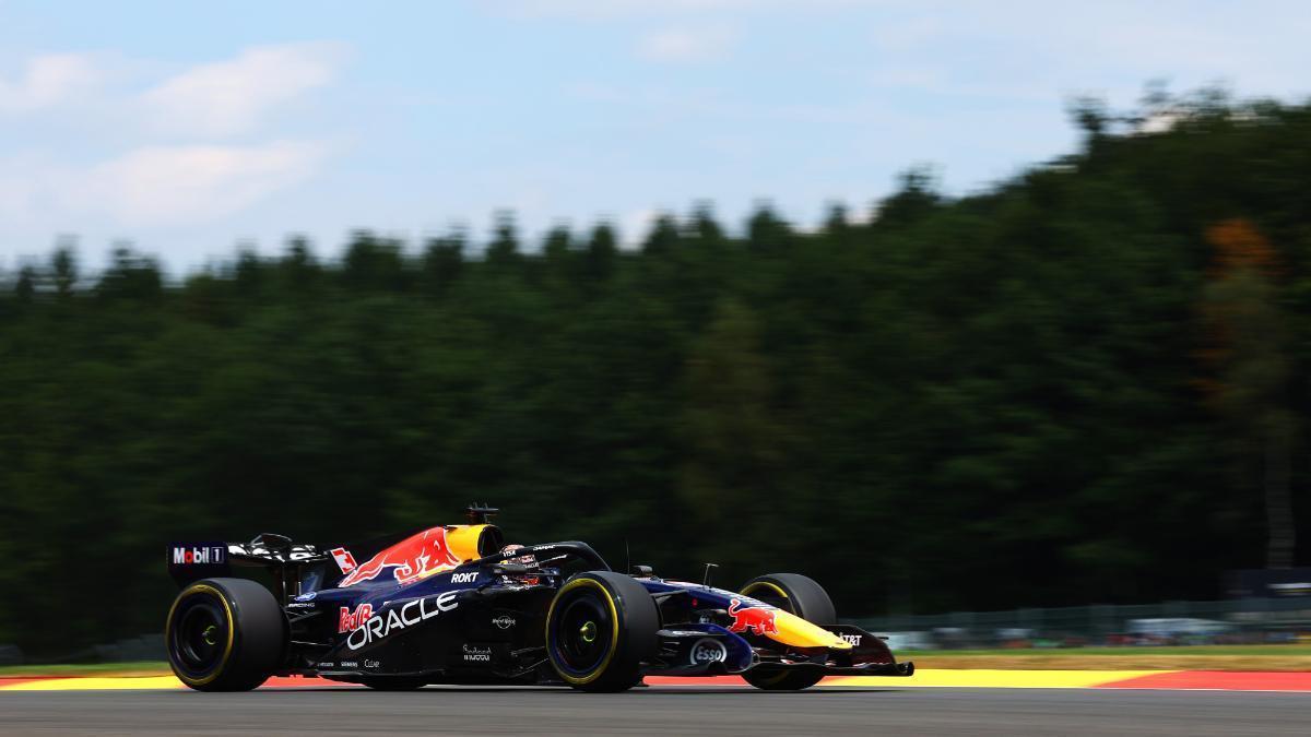 FÓRMULA 1 | Verstappen lidera los primeros libres en Spa, sin Alonso y con Sainz muy lejos