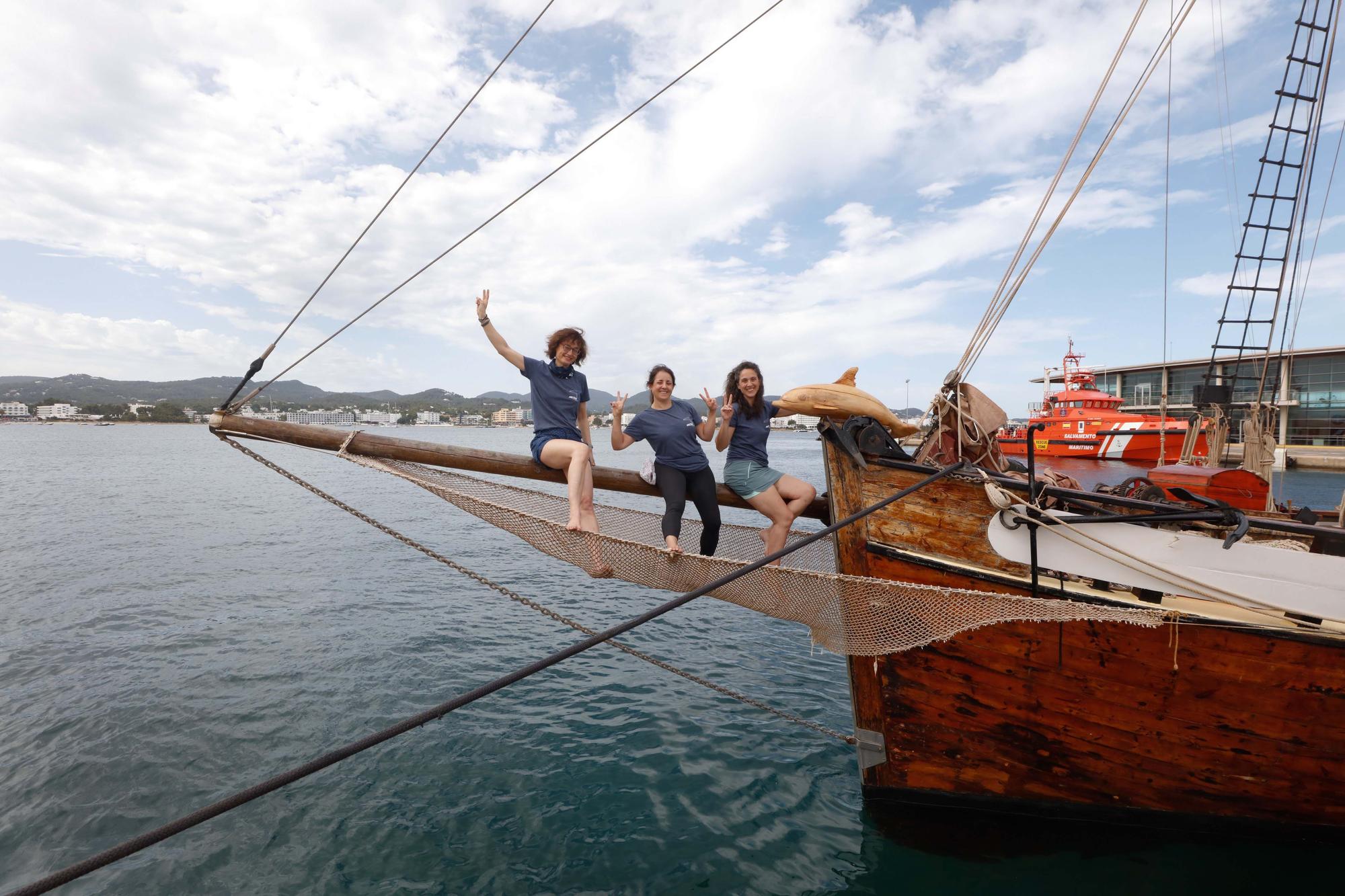 Una joya flotante para el medio ambiente en Ibiza