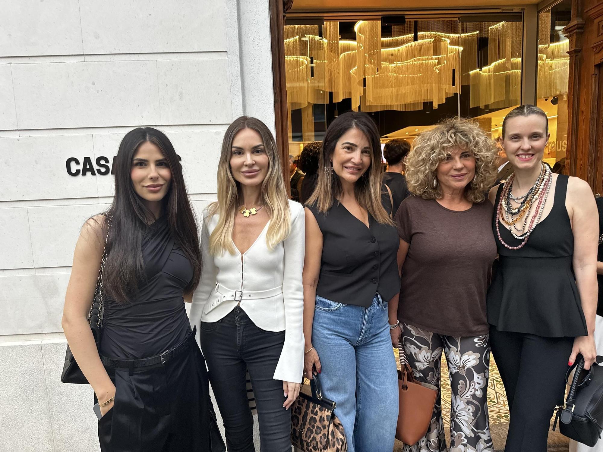 Michelle Rihacek, Soraya Pla, Noelia Tomás, Emilia Tomás y Laura Moreno..jpg