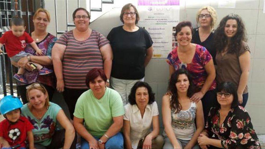 Imagen de las mujeres integrantes de la Cooperativa de Gestalgar en su fundación en 2016