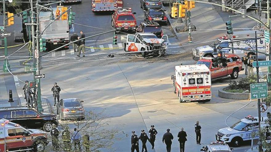 Un ataque terrorista deja al menos 8 muertos en el corazón de Nueva York