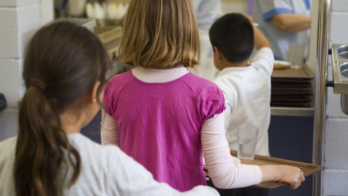La Junta abre expediente informativo en Córdoba a una empresa por deficiencias en los menús escolares